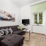 Quiet Center Apartamento Rijeka