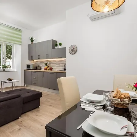 Quiet Center Apartamento *