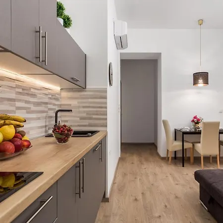 Quiet Center Apartamento Rijeka