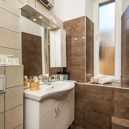 Quiet Center Apartamento Rijeka