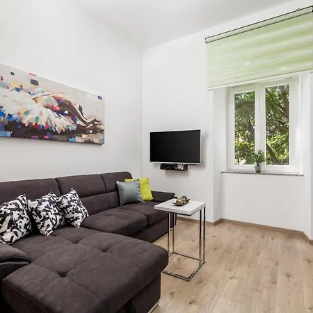 Quiet Center Apartamento Rijeka