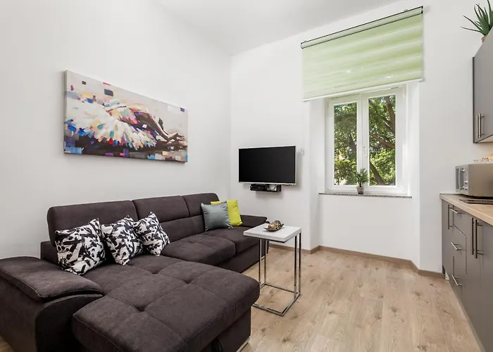 Quiet Center Apartament Rijeka